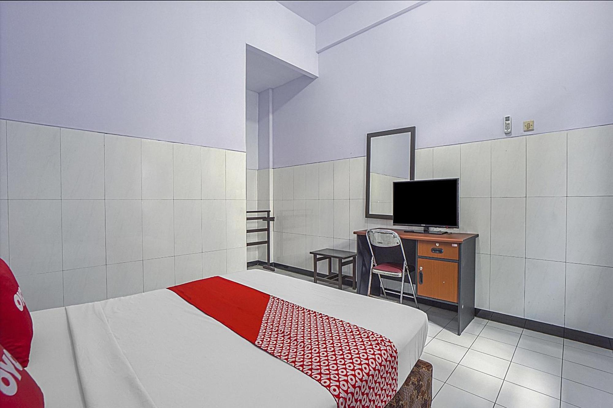 Oyo Life 90589 Palem Garden Tulungagung